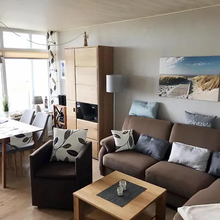 E12-002 * Heiligenhafen